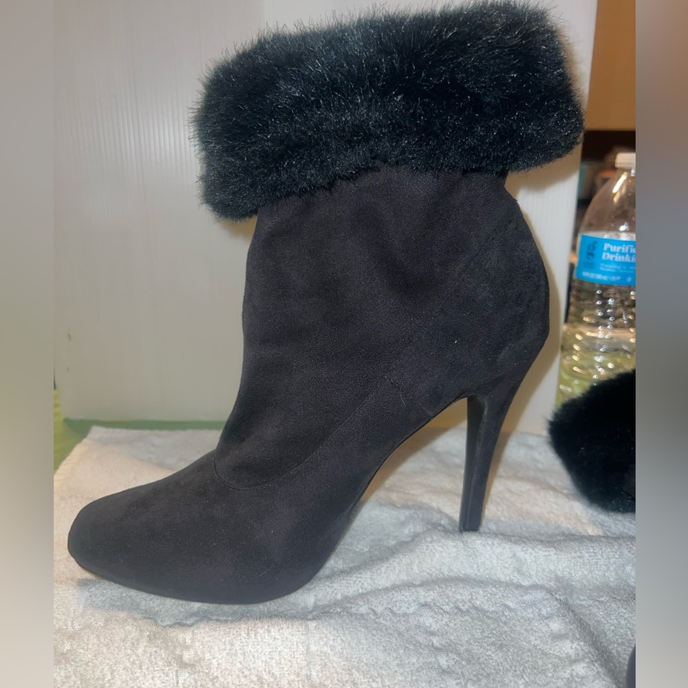 Brand new winter booties without box